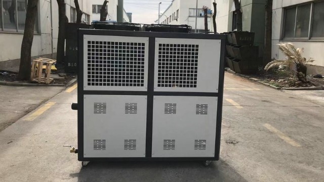 冷水機漏水怎么辦？