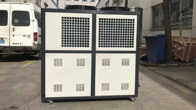 工業螺桿式冷水機組的原理、組成及常見故障
