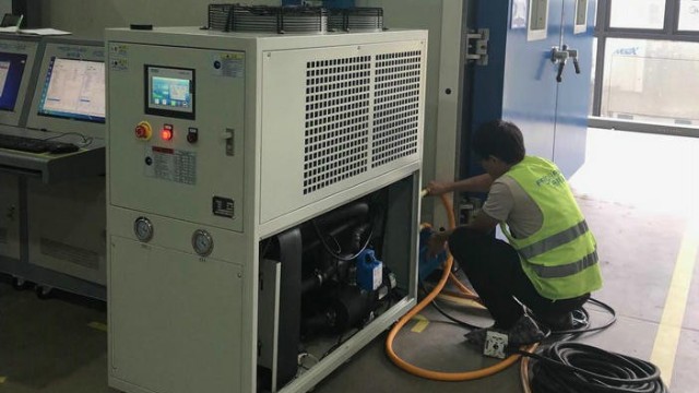 上海新能源風冷式冷水機合作案例