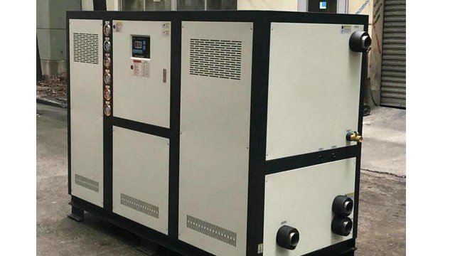 冷水機在真空鍍膜中的作用