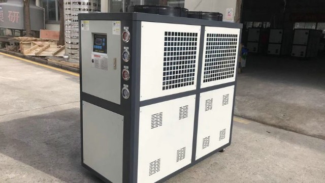 環(huán)境檢測(cè)設(shè)備冷水機(jī)合作案例