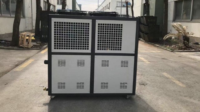 工業(yè)冷水機(jī)組的常見節(jié)流機(jī)構(gòu)