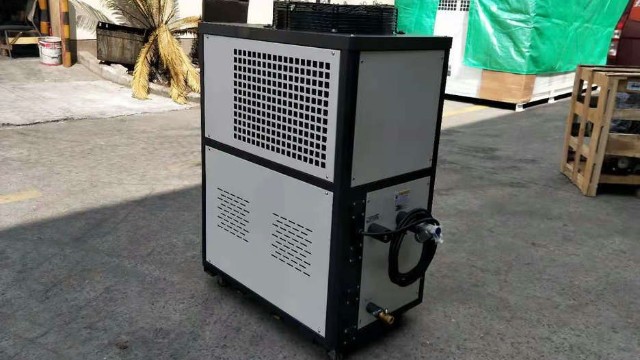 昆山哪家小型冷水機廠家比較好？