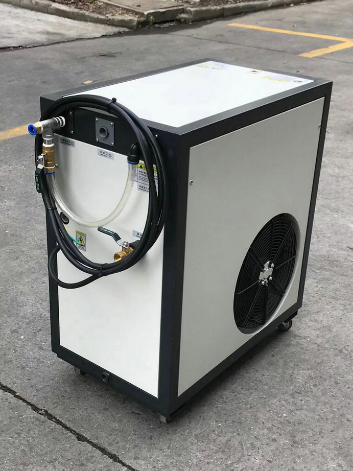 小型風冷式冷水機