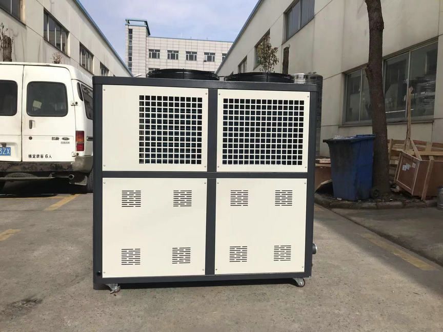 風冷式冷水機